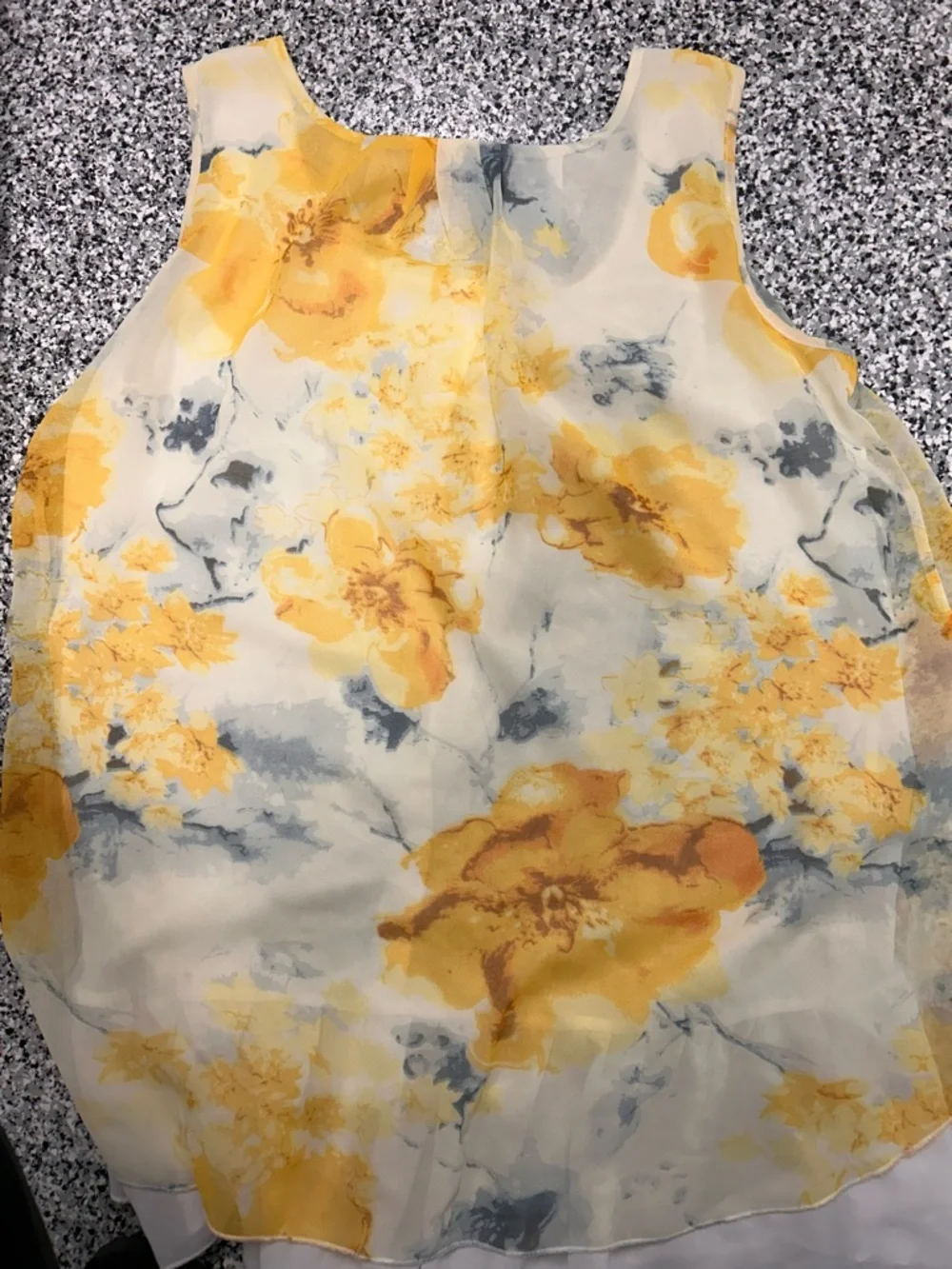 Bearsland Yellow & White Floral Sleeveless Chiffon Camisole maternity shirt - Picture 3 of 3